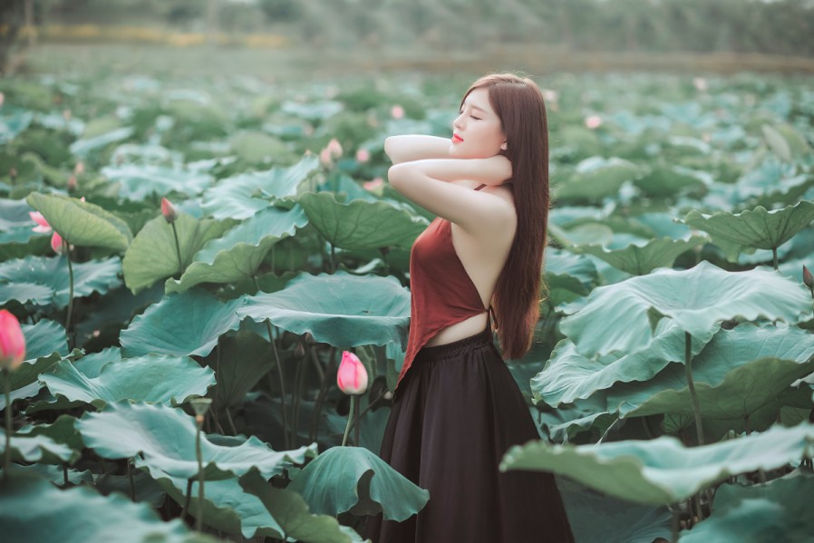 你不是懒，你只是能量被偷走了：深夜emo的你，请学会接纳不完美