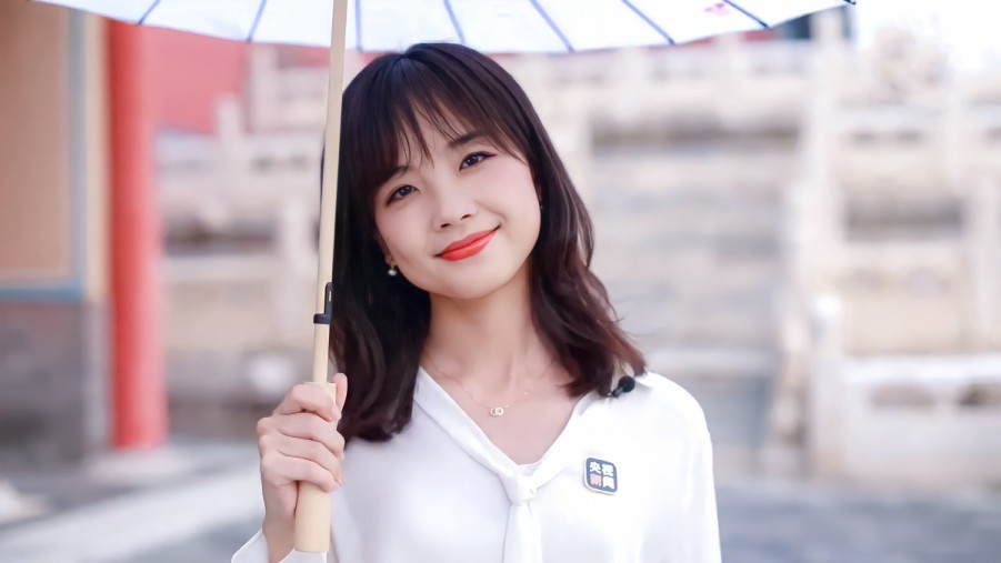 美女摸胸视频软件下载讲解